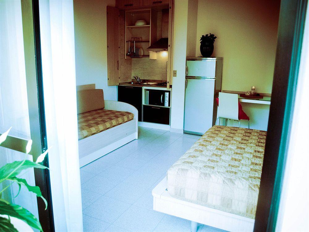 Residence Internazionale Rimini Eksteriør billede