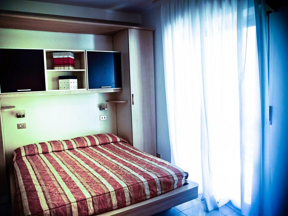 Residence Internazionale Rimini Eksteriør billede