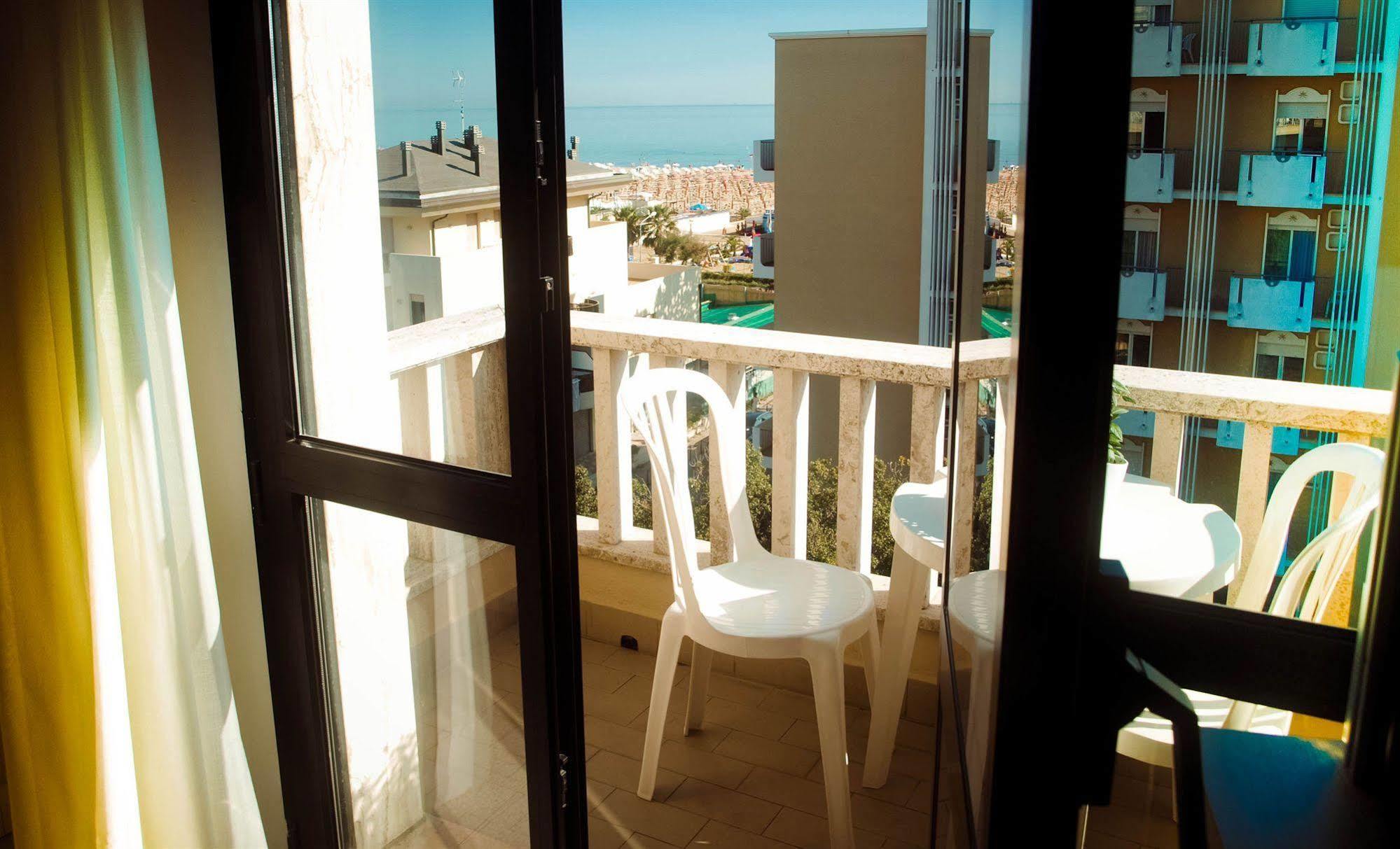Residence Internazionale Rimini Eksteriør billede